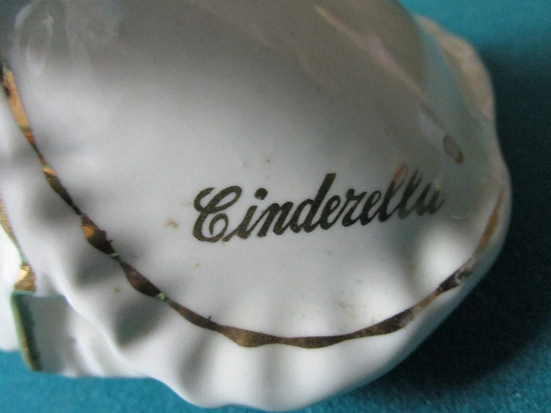 Metlox Cookie Jar Cinderella- Vintage Pottery 1950s[a*5]