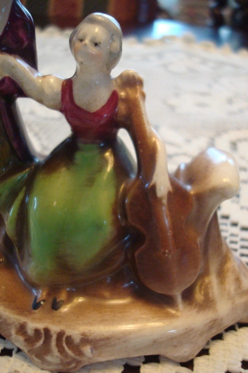 Goebel TMK-1 The Full Crown (1934-1950) Courting Couple[A]