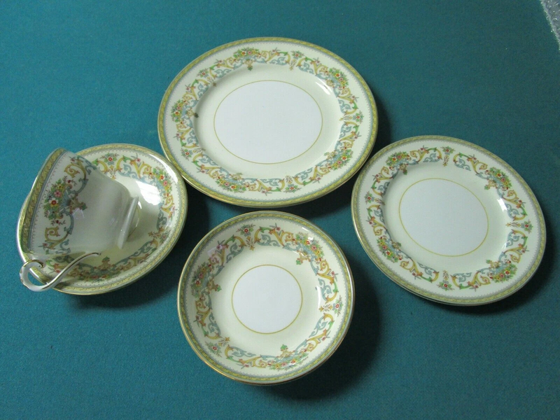 Aynsley England "Henley " Pattern, 5 Pieces Set Original