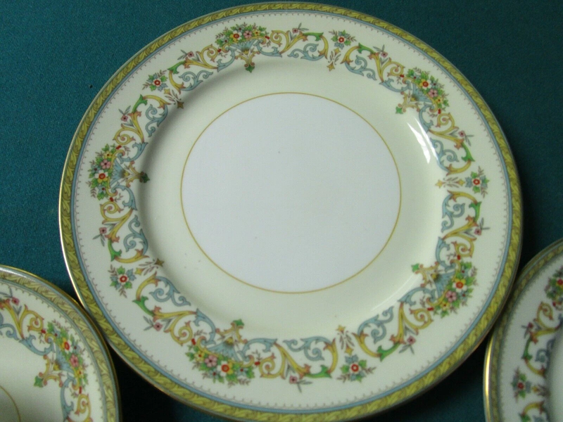 Aynsley England "Henley " Pattern, 5 Pieces Set Original