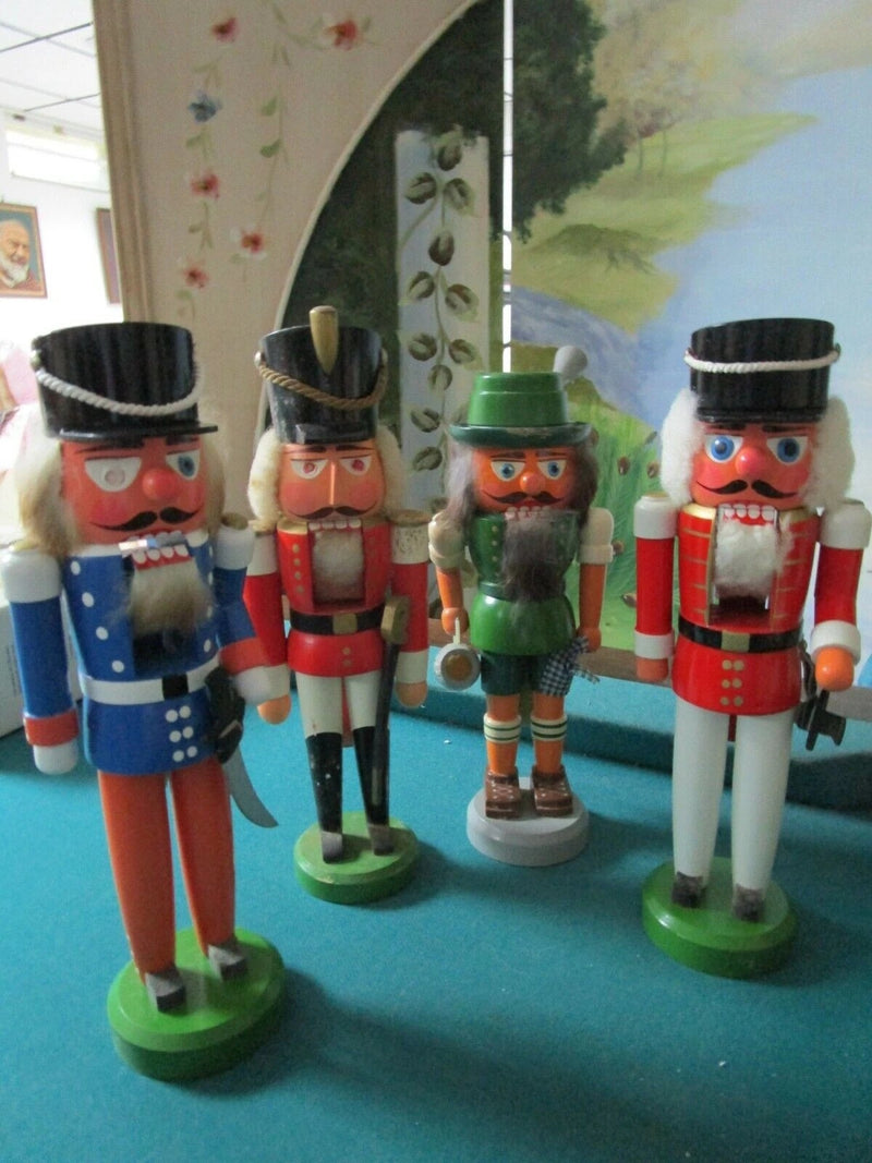 CHRISTMAS NUTCRACKER GUARDS ERZGEBIRGE GERMANY WOOD 11" PICK 1