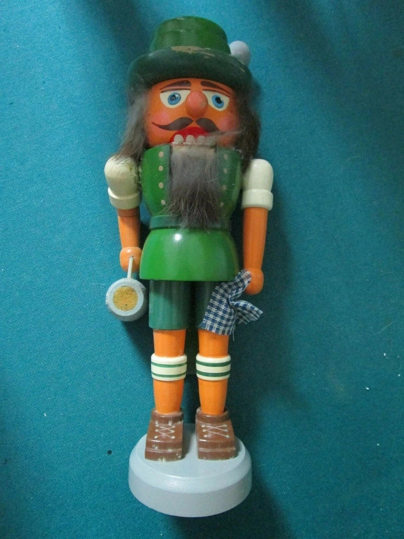 CHRISTMAS NUTCRACKER GUARDS ERZGEBIRGE GERMANY WOOD 11" PICK 1