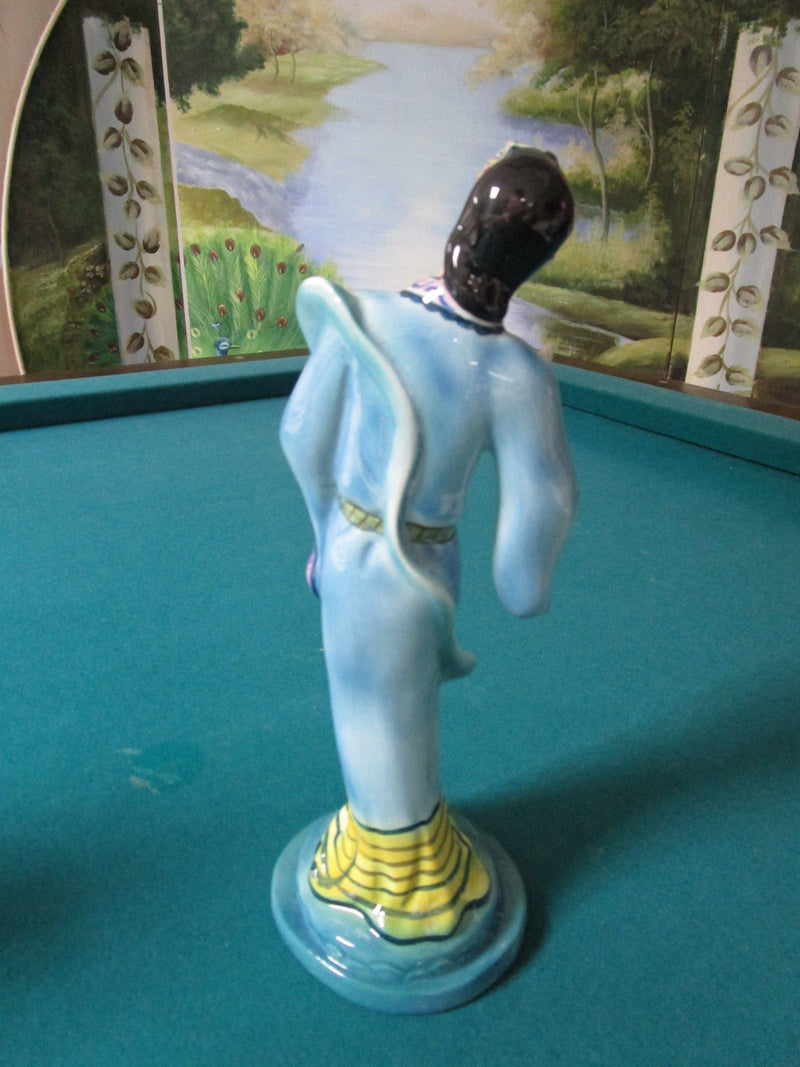 Goldscheider Austria Asian Girl # 823, 1940s 10 1/2" Original