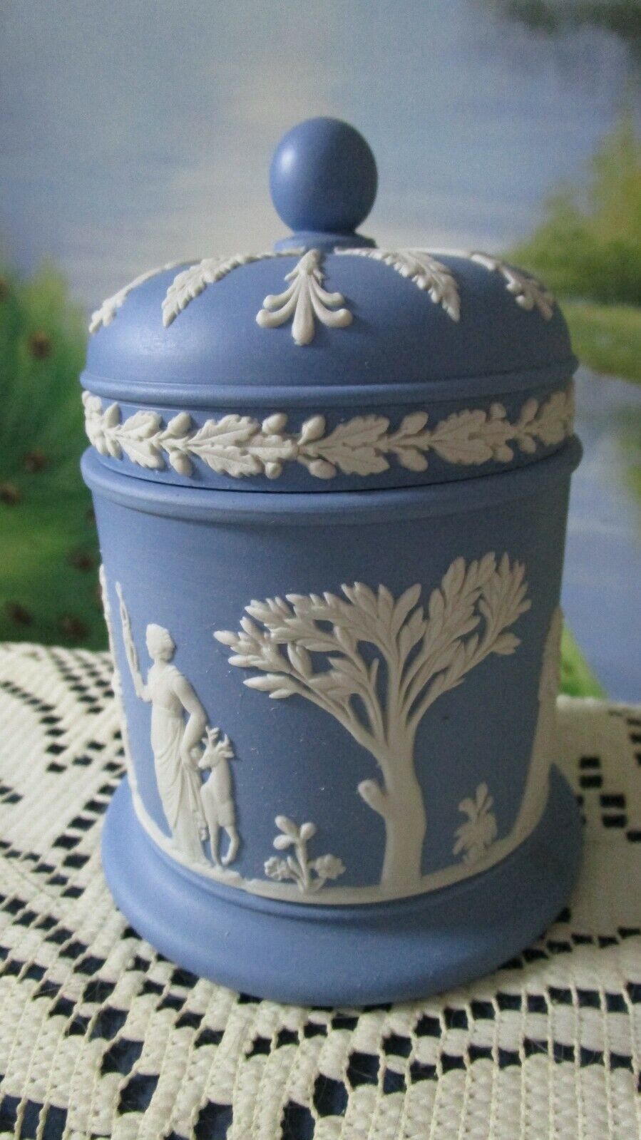 WEDGWOOD BLUE PINK JASPERWARE TRINKET BOX VASE SACRIFICIAL SUN GOD PAT PICK1 ^^