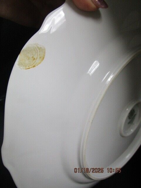 WEIMAR GERMANY WHITE AND GOLD ROUND TRAY 12.5 IN ^^