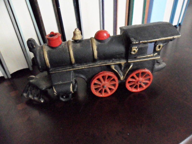 Locomotive Cast Iron? locomotive 3" tall x 7" long red wheels[*small]