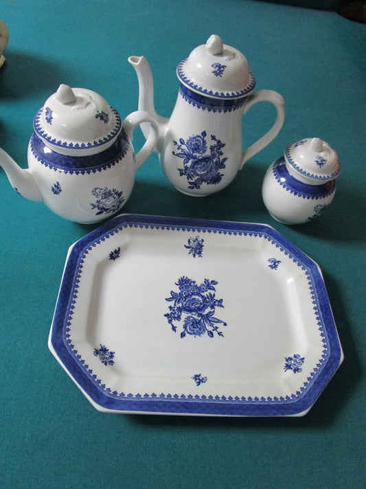 WEDGWOOD ENGLAND SPRINGFIELD PATTERN COFFEE TEA SET 4 PCS [73]