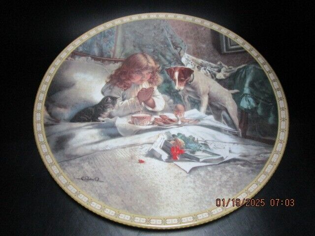 ROYAL DOULTON COLLECTOR PLATE "BREAKFAST IN BED" 8.5" NEW ^^