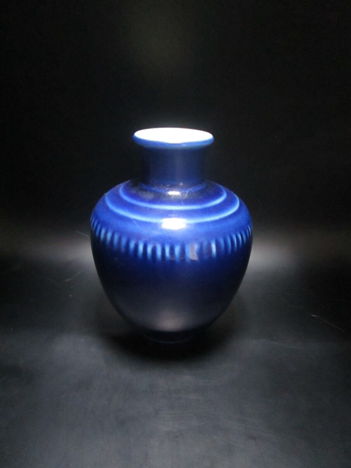 Rookwood USA pottery blue vase 5 1/4"