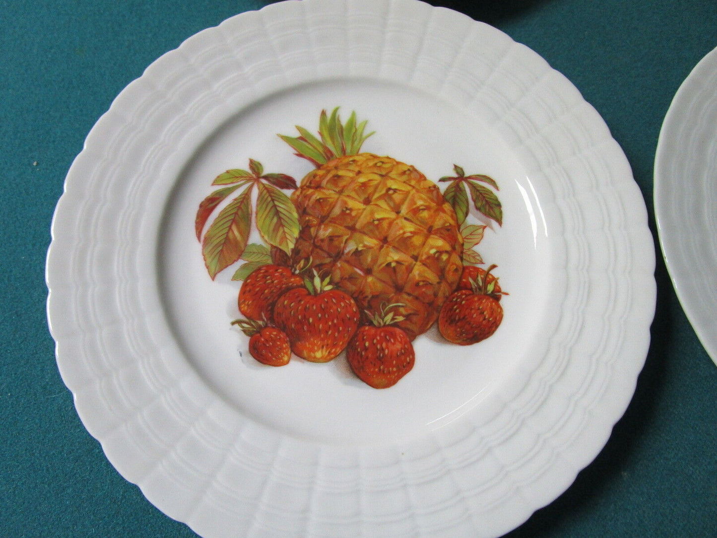 Wallace Hutschenreuther Germany 4 salad/fruit transferware plates 8" diam[a*12]