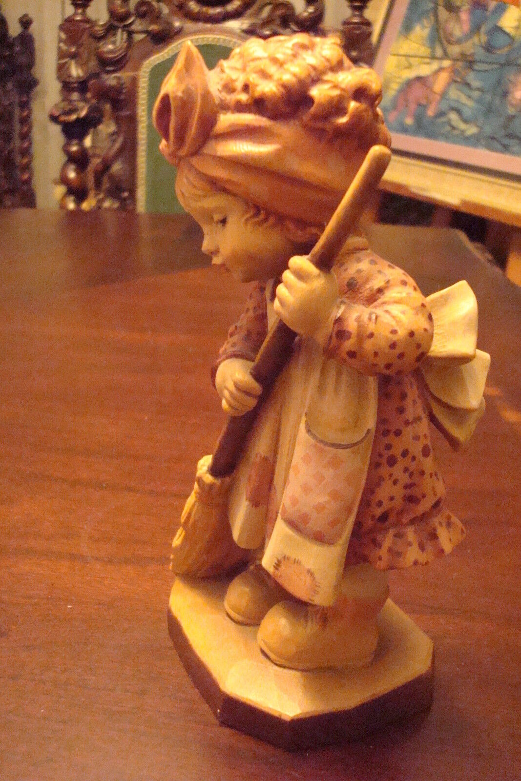 ANRI Sarah Kay "Sweeping" -SIGNED Ulrich Berardi 6" tall, made in Maplewood NIB