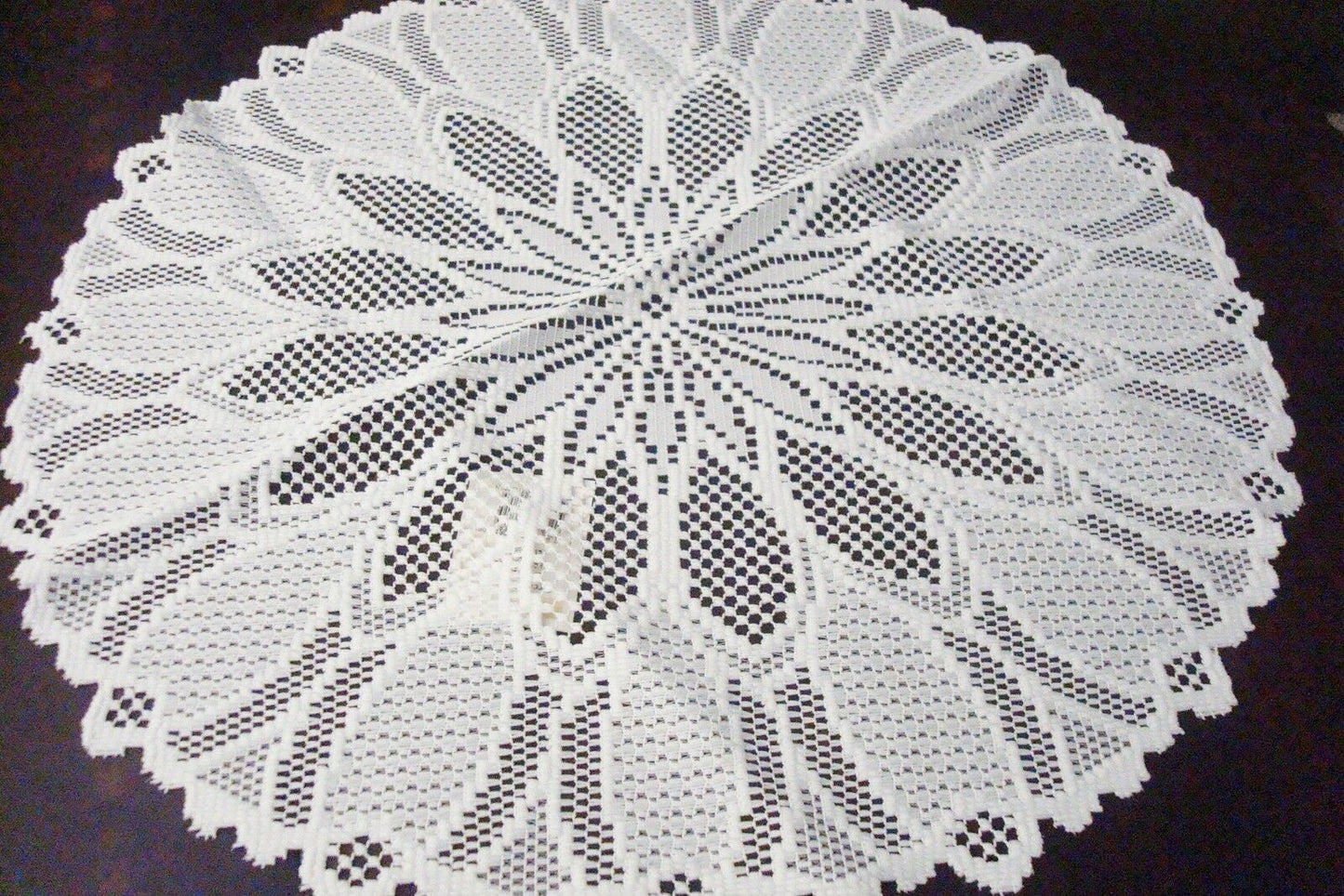 Great Lace Co.doily laced Kaleidoscope white, New, ROUND 20" [10H]