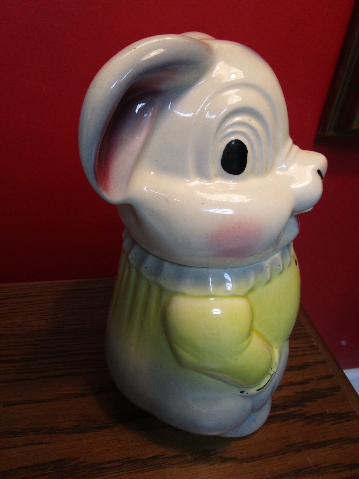 AMERICAN BISQUE RABBIT WITH HANDS IN POCKETS 11"