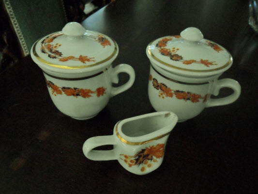 Zsolnay Hungary 2 Pot-de-Creme and small creamer [zs*pills]