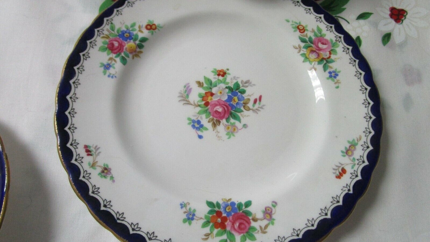 Tuscan England Trio Cup Saucer Cake Plate Bouquet 1940s [77j]