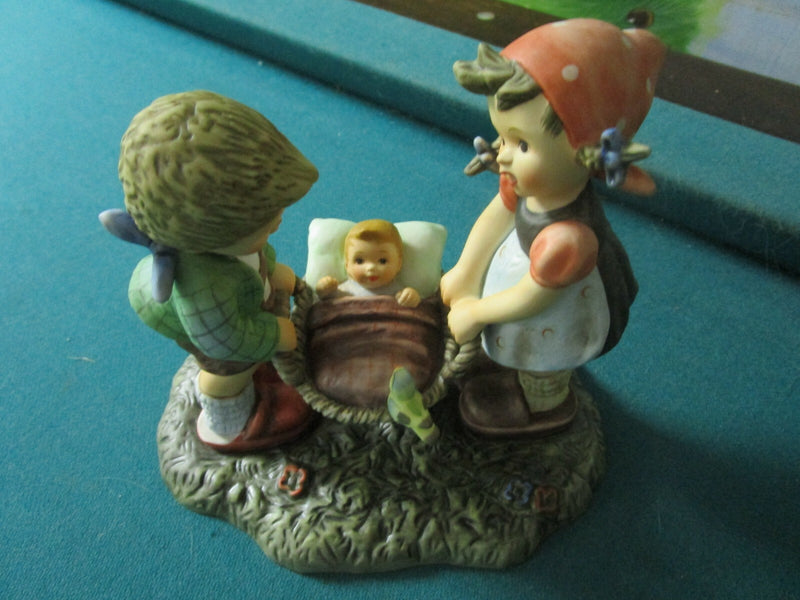 ORIGINAL STUDIO HUMMEL SPECIAL DELIVERY DOUBLE FIGURINE  BH-10 1996  7 x 4"