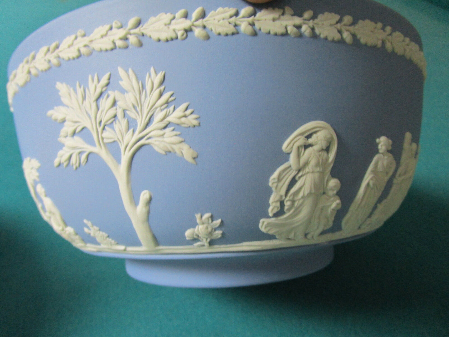 WEDGWOOD ENGLAND BLUE  JASPERWARE BOWL GREEK FIGURES SACRIFICIAL PATTERN