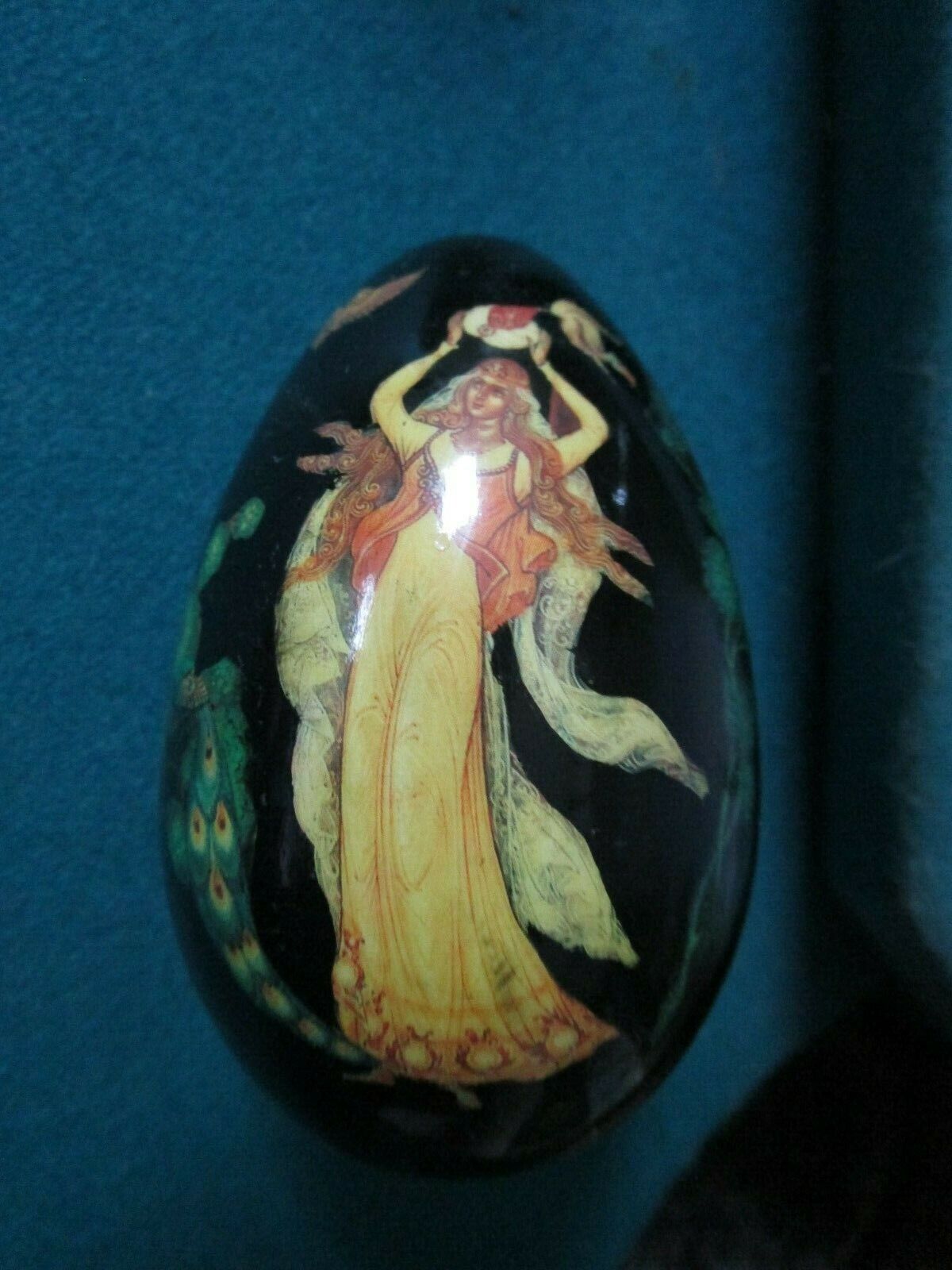 WOOD EGG RUSSIAN 3 3/4" HANDPAINTED