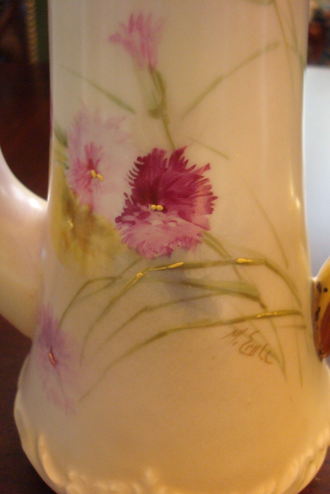 Tressemann & Vogt Limoges chocolatier signed by artist, c1892-1907, pink flowers