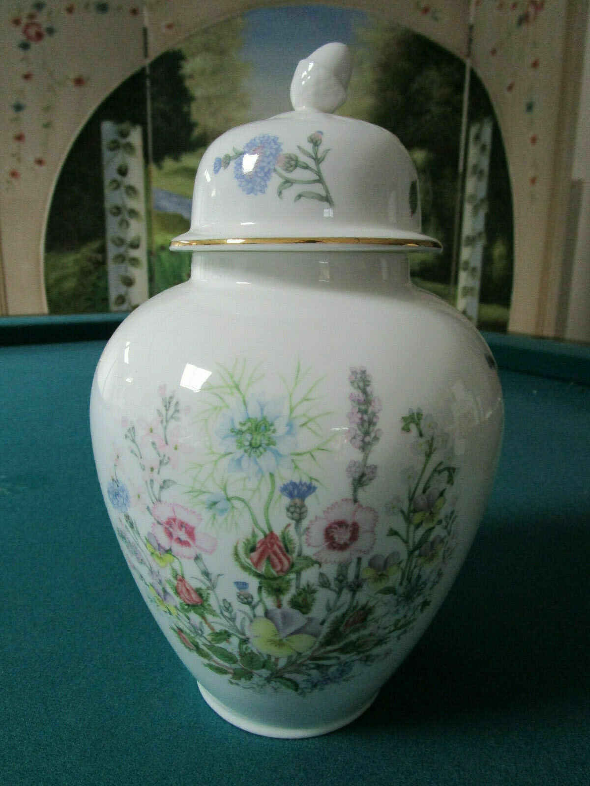 Aynsley England Wild Tudor Pattern Covered Urn Vase  In Original Box pick 1