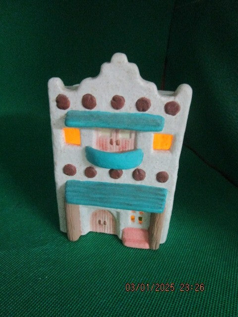 AMERICAN WESTERN POTTERY CANDLEHOLDER PUEBLA HOUSE [170E]