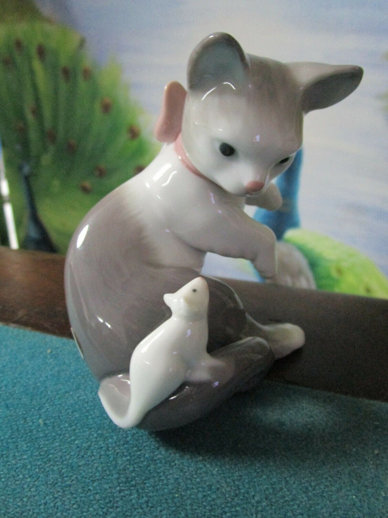 Lenox Jewel Crystal Cats Preen & Serene,Playtime, Lladro Fenton Jo Lynch Pick1^^