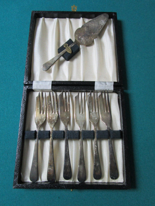 VINTAGE SILVERPLATE pastry forks/SERVER  Sheffield England EPNS IN ORIGINAL BOX