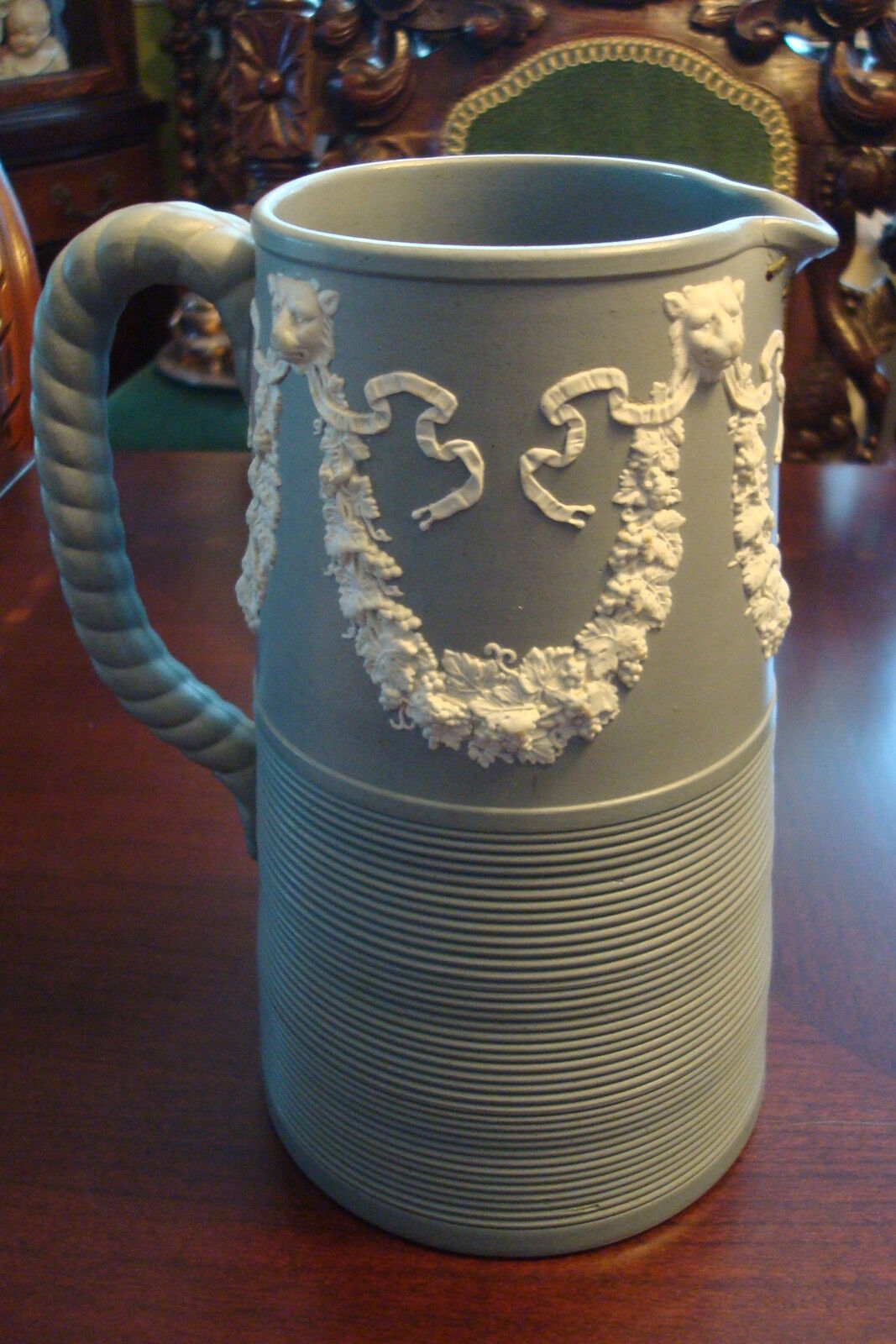 ANTIQUE WEDGWOOD ENGLAND PITCHER LION HEADS ROPE HANDLE PITCHER 8" [TP5]