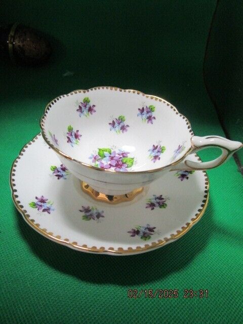 Royal Stafford England Sweet Violets Cup And Saucer [84b]