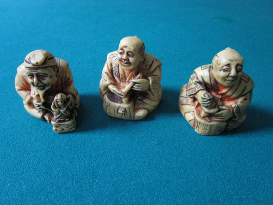 THREE JAPANESE SITTING WISE MEN RESIN CARVED  PAPERWEIGHTS 2" MADE IN ITALY