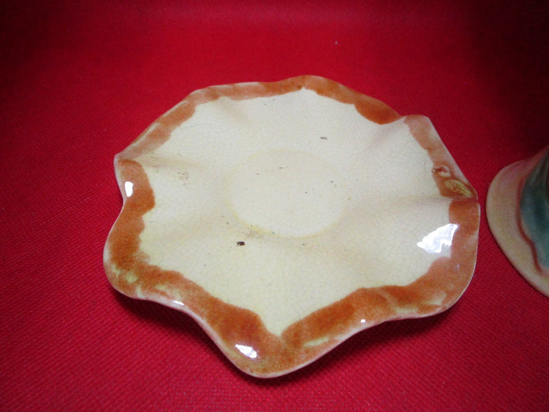 Italian pottery Majolica tea cup and saucer yellow ^^^^