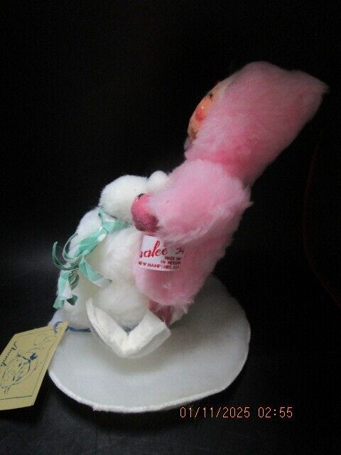 ANNALEE DOLL IN PINK WITH SNOWMAN 7" ^^