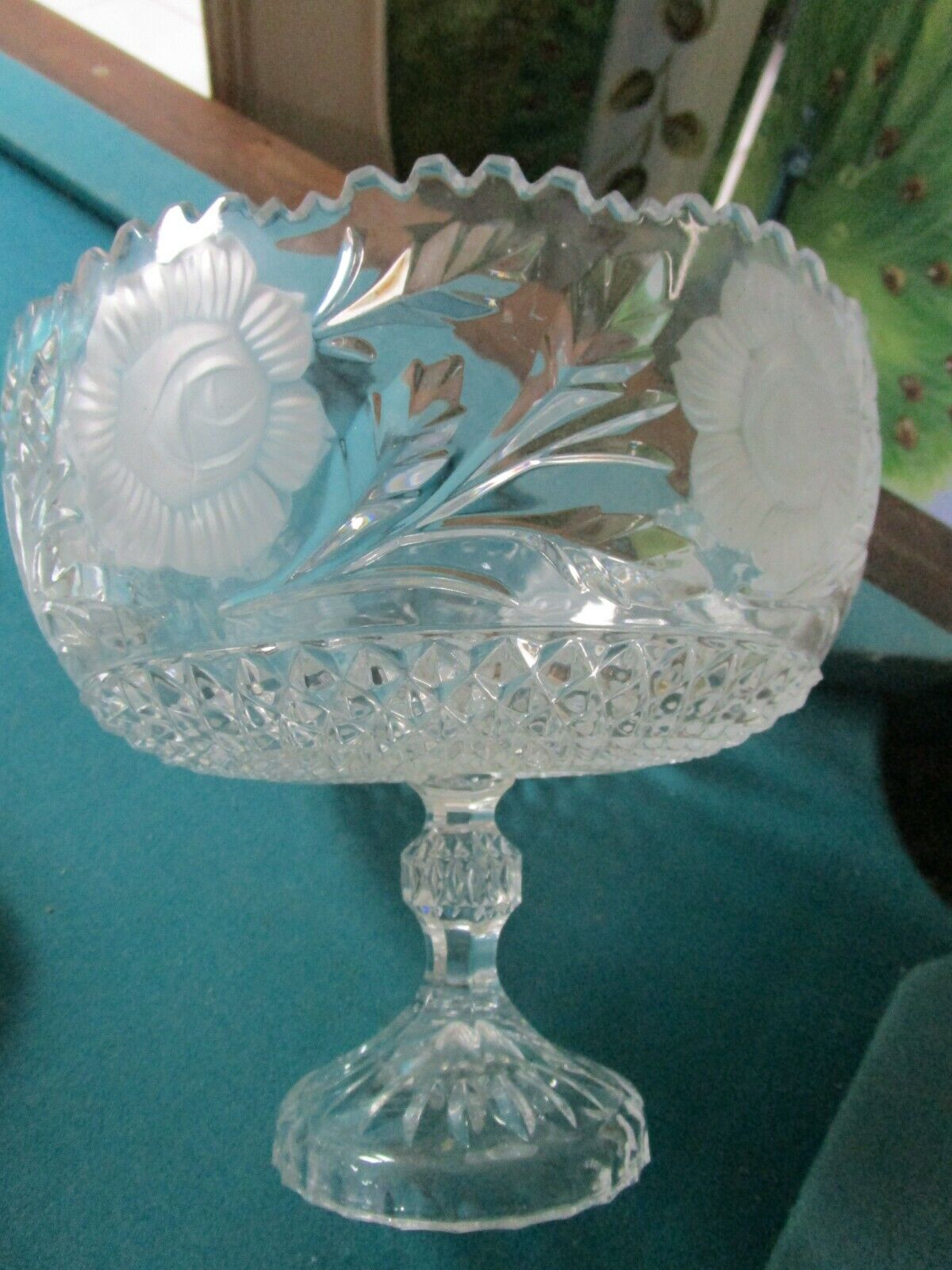 VINTAGE AMERICAN BRILLIANT FLOWER PERIOD FOOTED BOWL CUT GLASS FROSTED [TOP4]