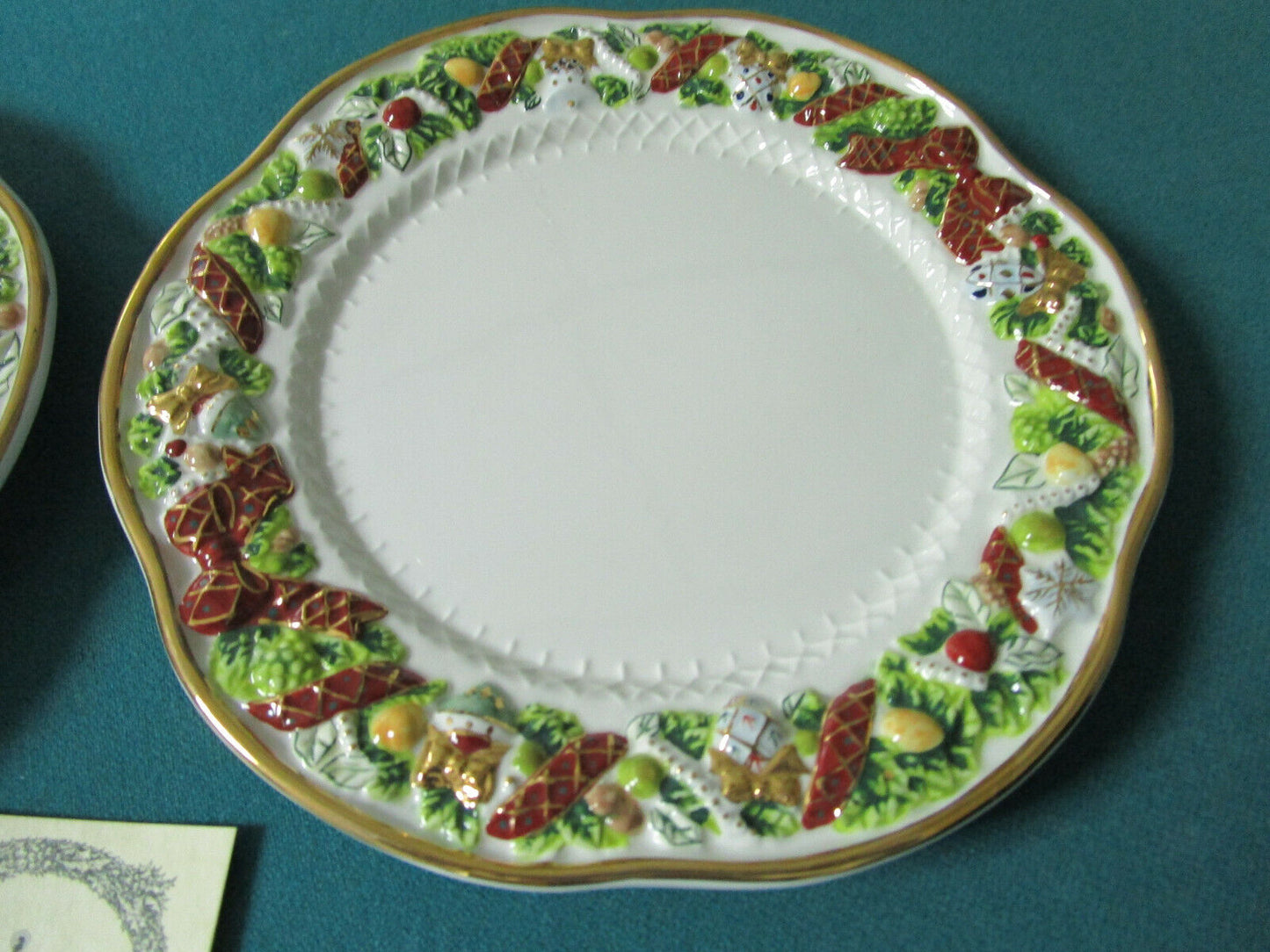 WATERFORD HOLIDAY HEIRLOOM GARLANDS X'MAS PEDESTAL CAKE - PLATES- BOWL -PICK ONE