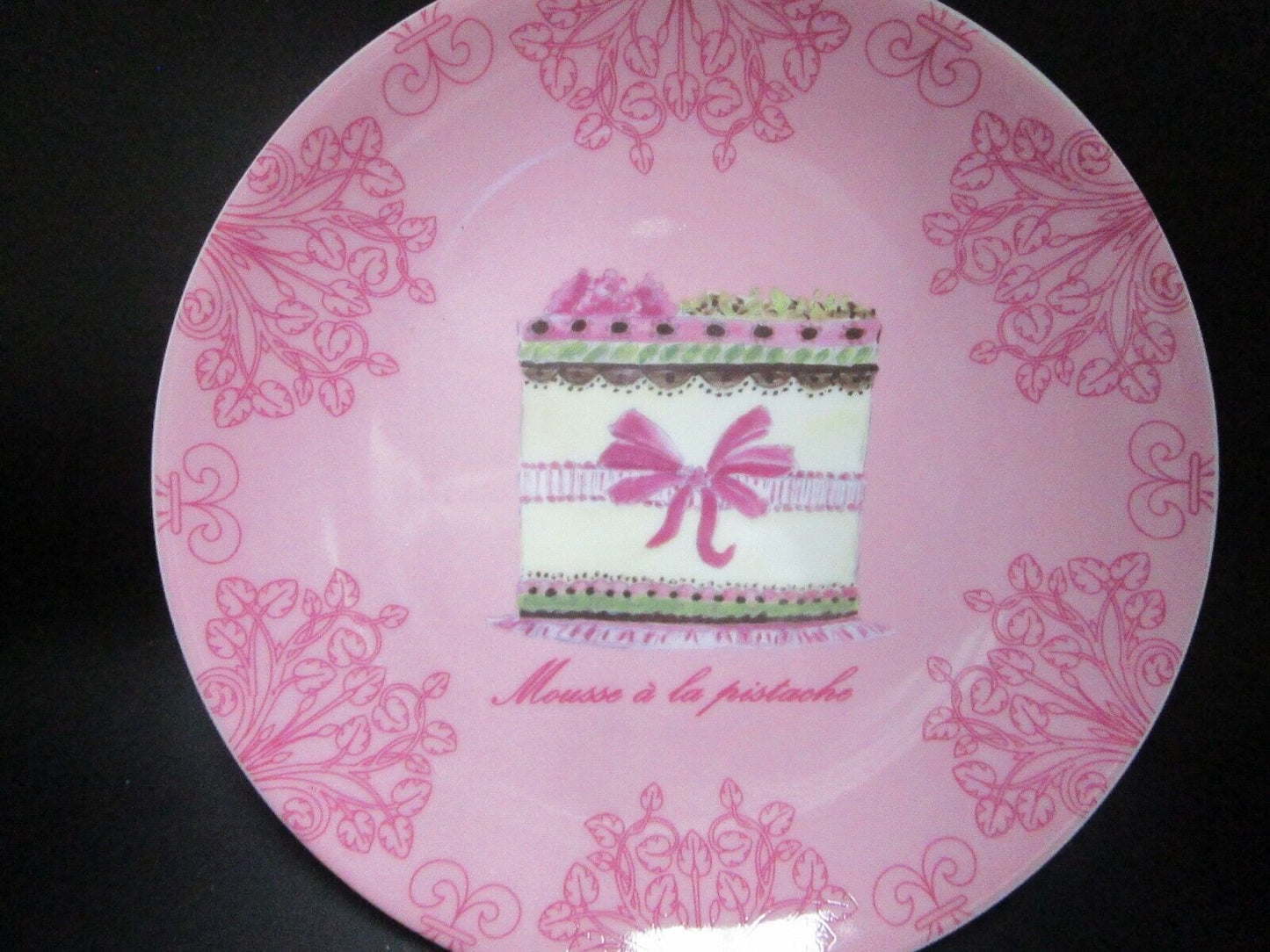 Cordon Bleu 2 cake plates 6 1/2" in box