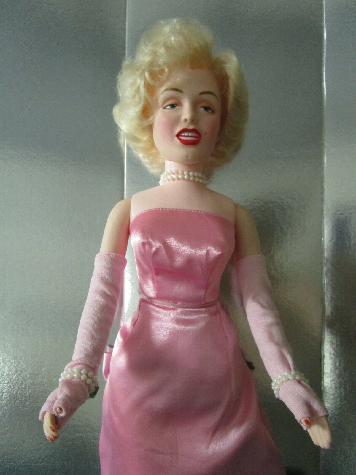 20th Century Fox Marilyn Monroe Doll Gentlemen Prefer Blondes, 17" NEW IN BOX