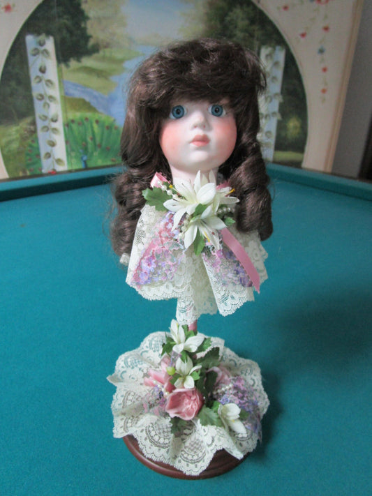 BEAUTIFUL doll girl HEAD LONG BLACK HAIR AND FLOWERS 11" WOOD STAND a beauty