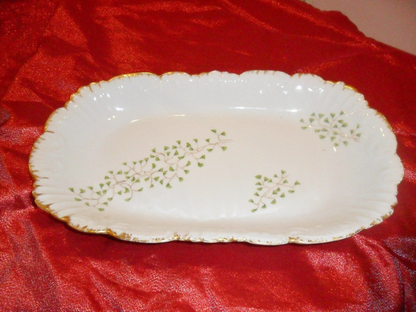 TRESSEMAN & GUSTAVE VOGT T&V- FRANCE LIMOGES, LARGE serving tray[*4-topsh ]