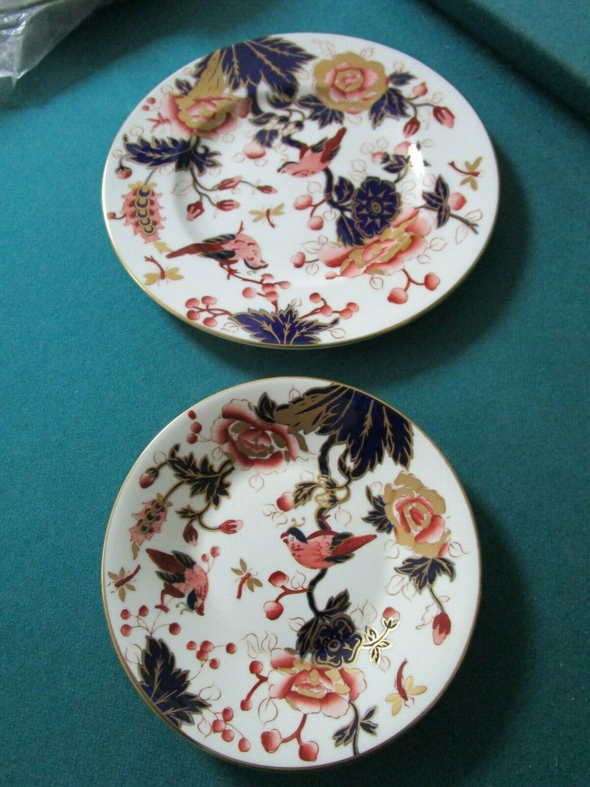 TRIO COALPORT ENGLAND MID CENTURY HONG KONG PATTERN CUP, SAUCER CAKE PLATE