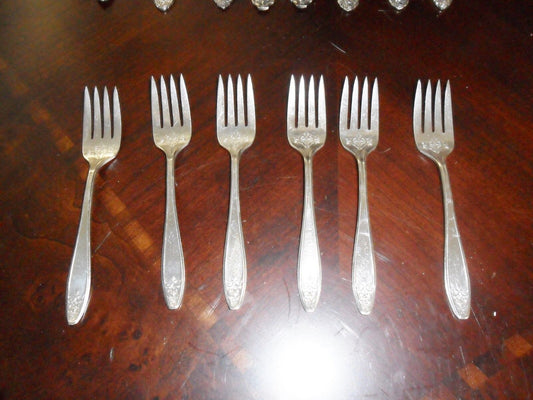 W. Rogers & Sons AA 6 forks salad/dessert 6" long, engraved, silverplate[8]