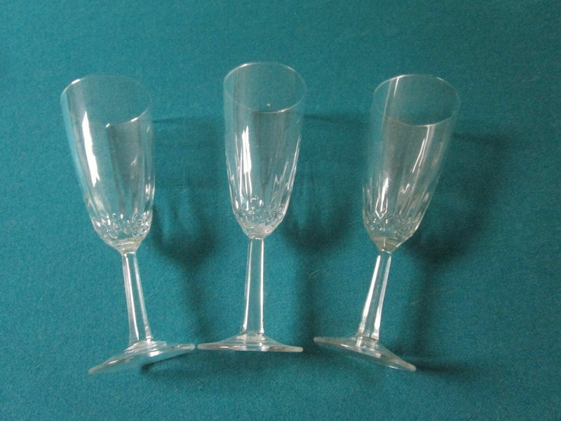 DURAND CRYSTAL FRANCE CANDLESTICK, GOBLETS WINE GLASSES CHAMPAGNE FLUTES