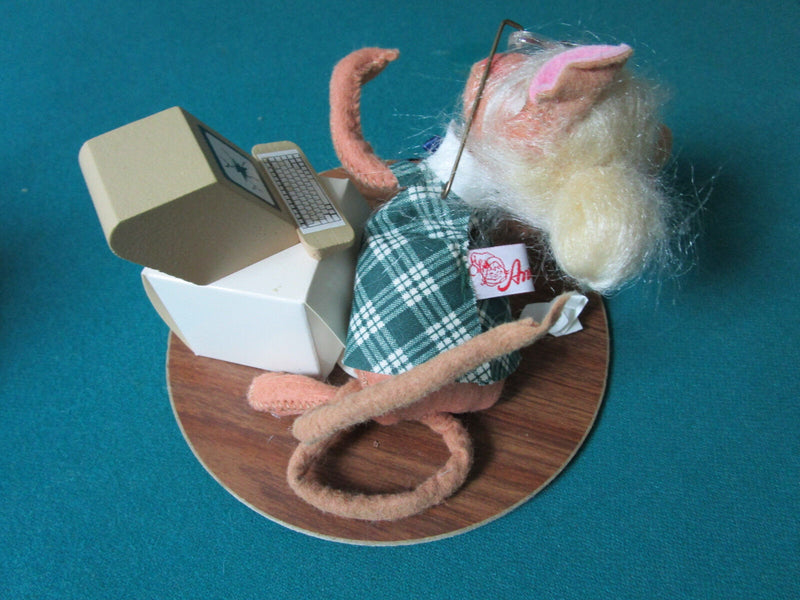 1980s ANNALEE DOLLS BEAR FISHING AND TROUBLES WITH THE COMPUTER pick1  ^^