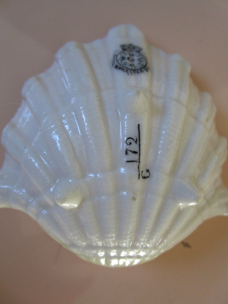 SEA WORLD PIECES 3 PIN DISHES AND STAR 4PCS RARE [170J]