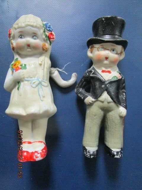 ANTIQUE BISQUE BRIDE AND GROOM CAKE TOPER 1920s 4.50in [140D]