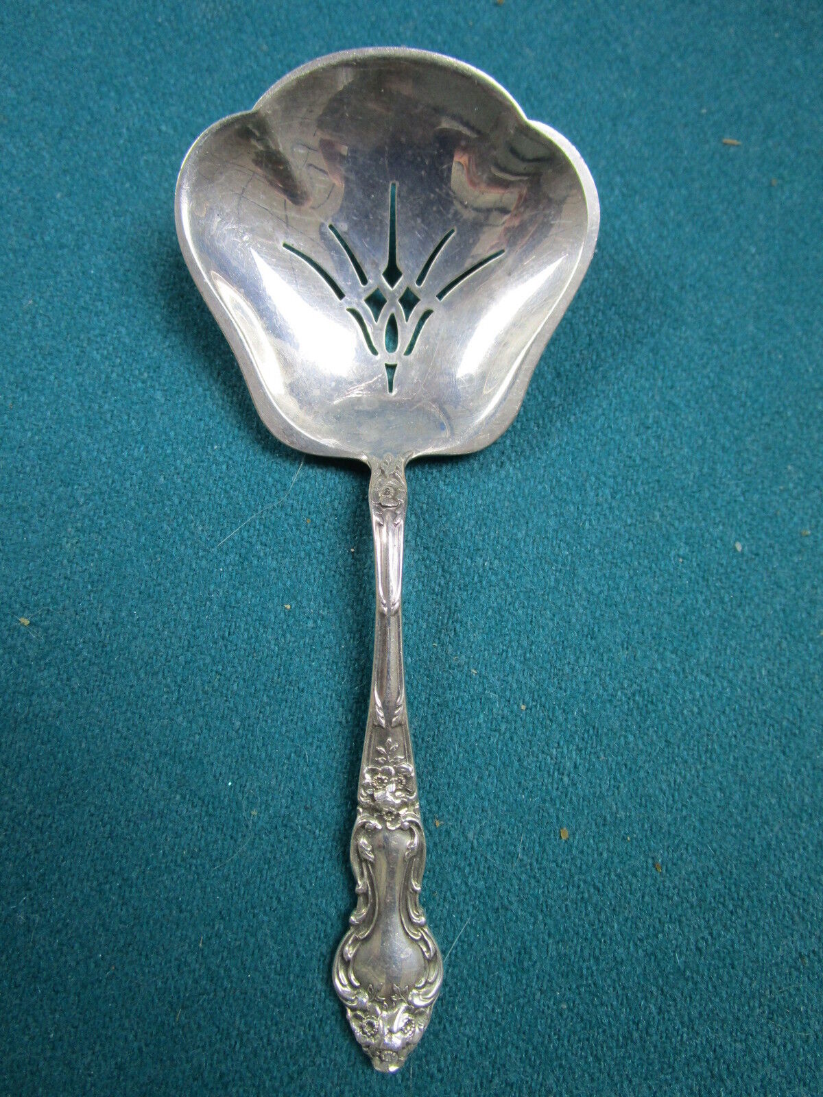 Watson Sterling pair of servers,spoon and fork, 5 1/2" Meadow Rose [silv]