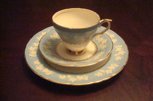 WILLIAM HUDSON-SUTHERLAND Staffordshire UK-c1940s Trio cup.saucer/cake plate ^^^