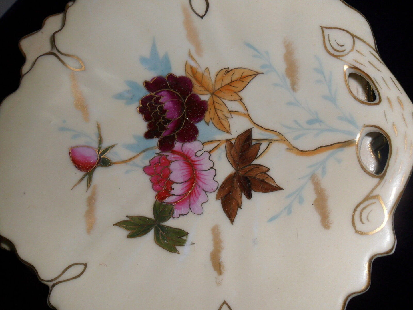 Antique Victoria Carlsbad Austria 6 side dishes floral and gold, 6 "  ^^