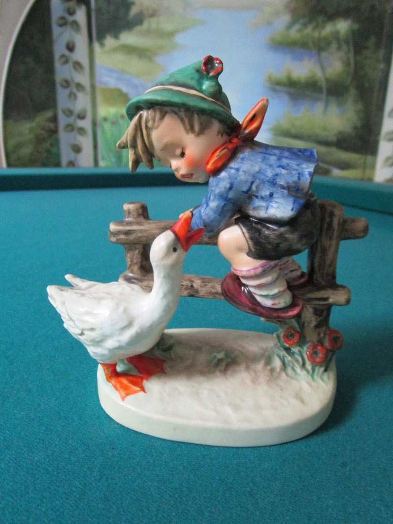 HUMMEL 3 FIGURINES LOT: FAVORITE PET - SMART LITTLE SISTER - BARNYARD HERO TM5