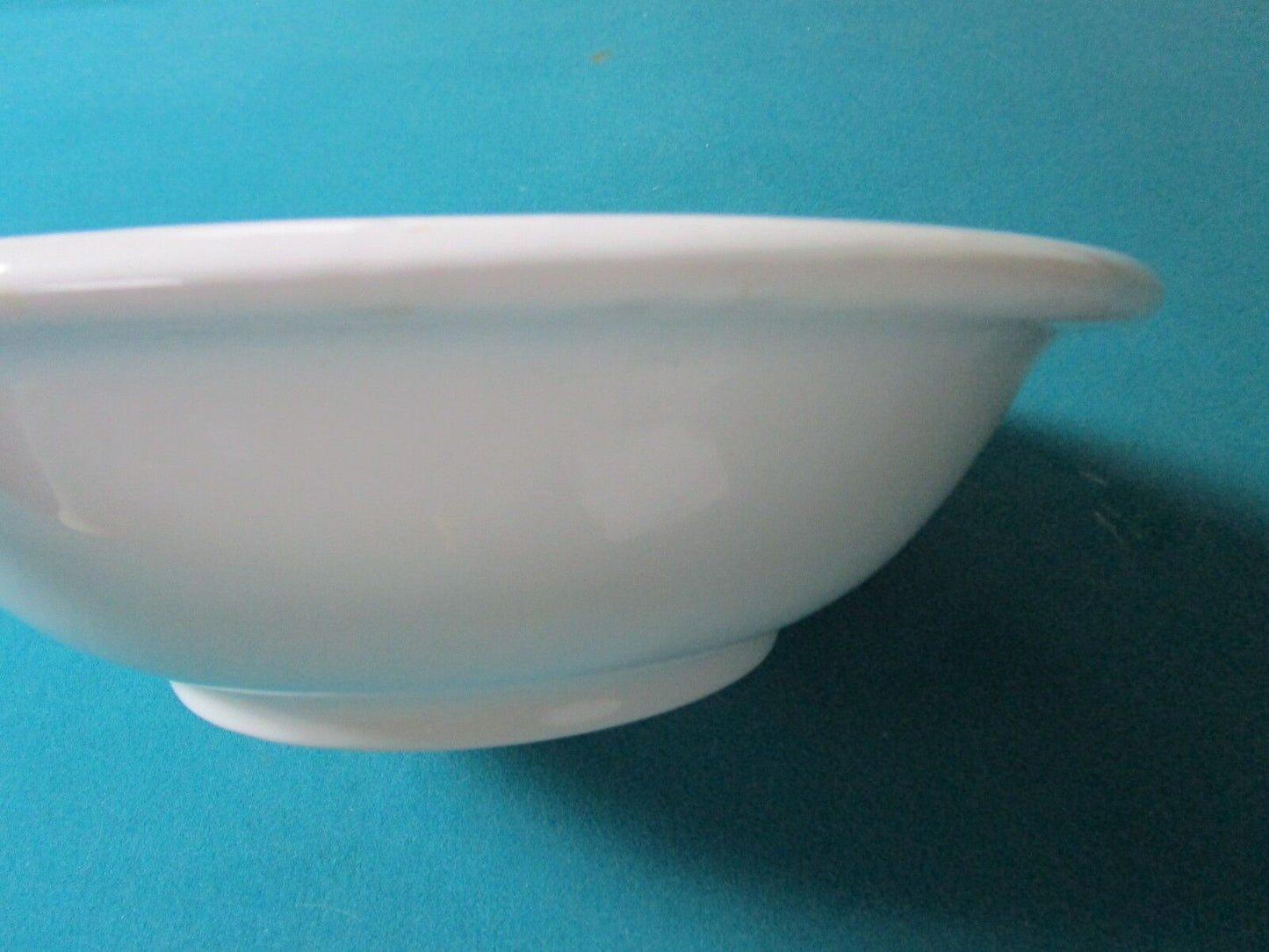 CERAMIC  ITALIAN LARGE BOWL WHITE 4 X 15"  [*]