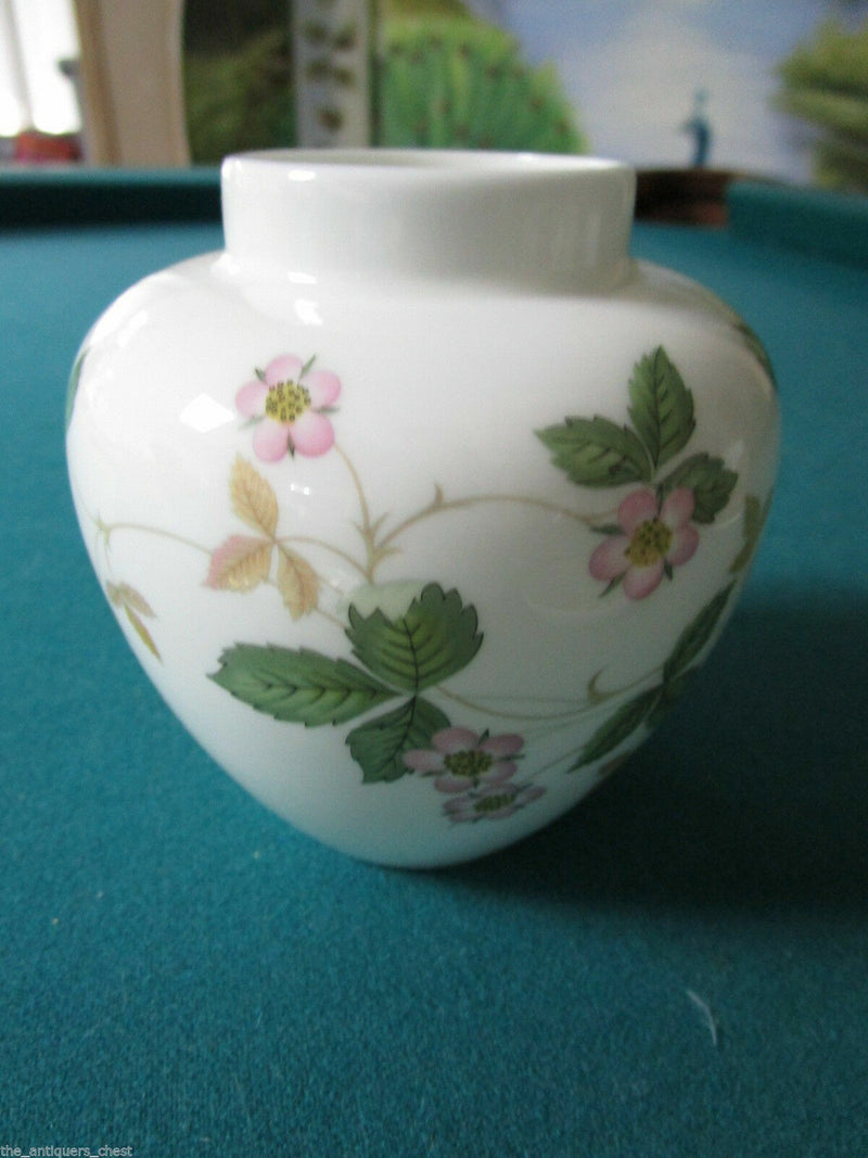 “Wedgwood" Vanity Wild Strawberry  Kutani Crane Dish Bottle Tray Vase Pick1 ^^